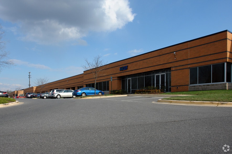 4260-4296 Forbes Blvd, Lanham, MD for sale - Building Photo - Image 2 of 11