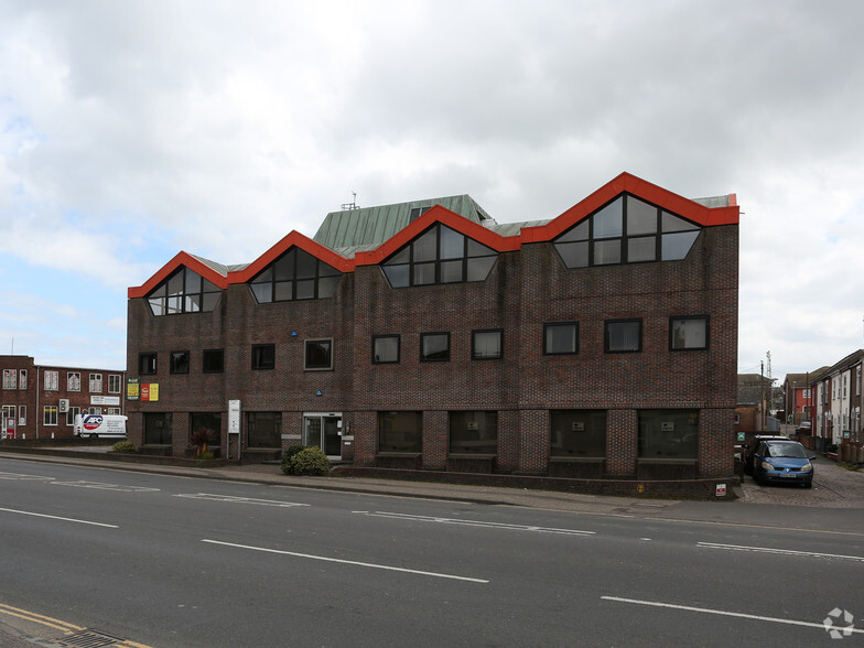 36 North Quay, Great Yarmouth for lease - Building Photo - Image 3 of 3