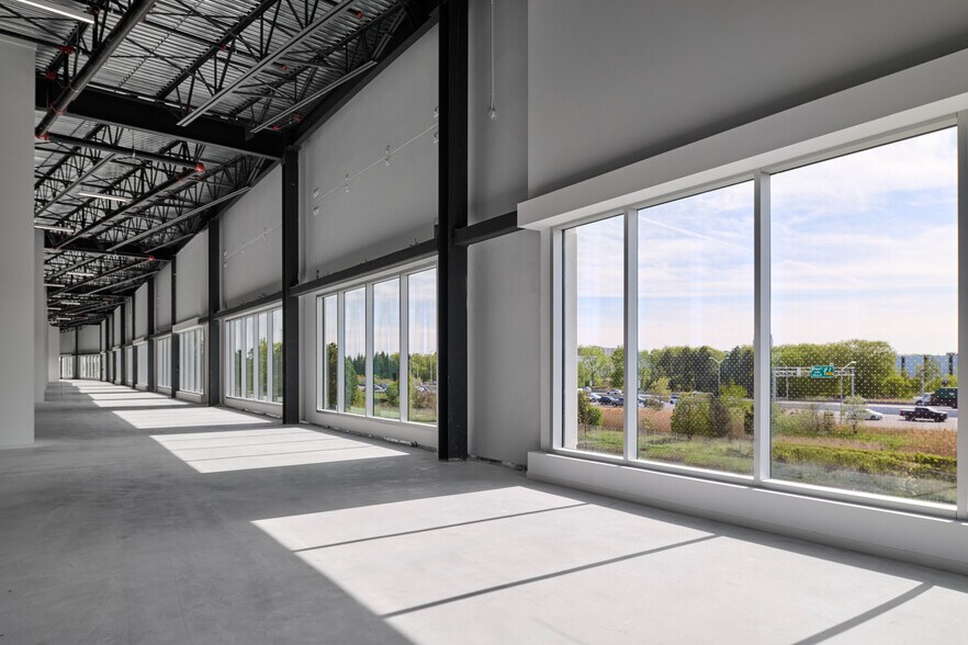 180 Allstate Pky, Markham, ON à vendre - Photo intérieure - Image 3 de 3