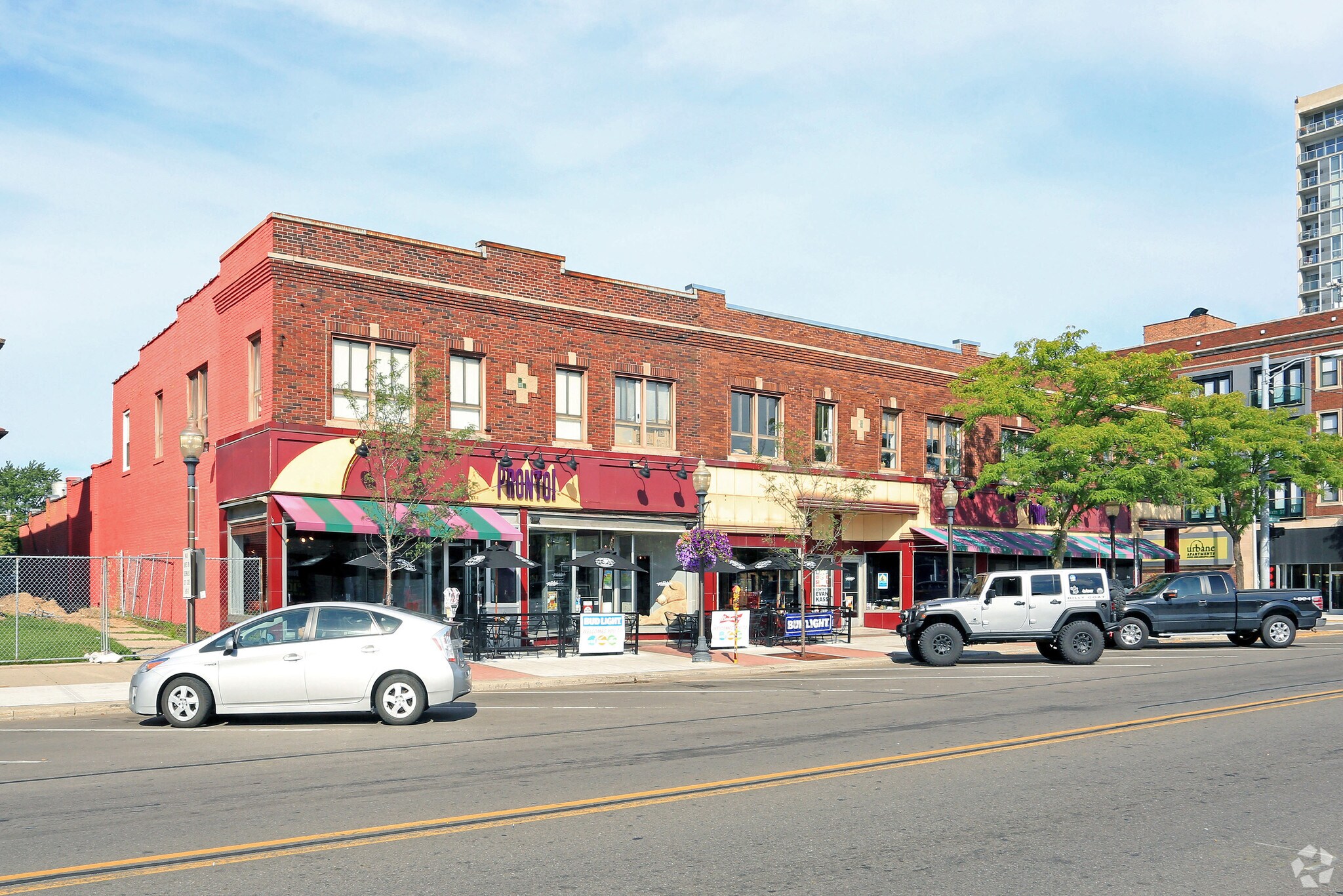 600 S Washington Ave, Royal Oak, MI for lease Primary Photo- Image 1 of 7