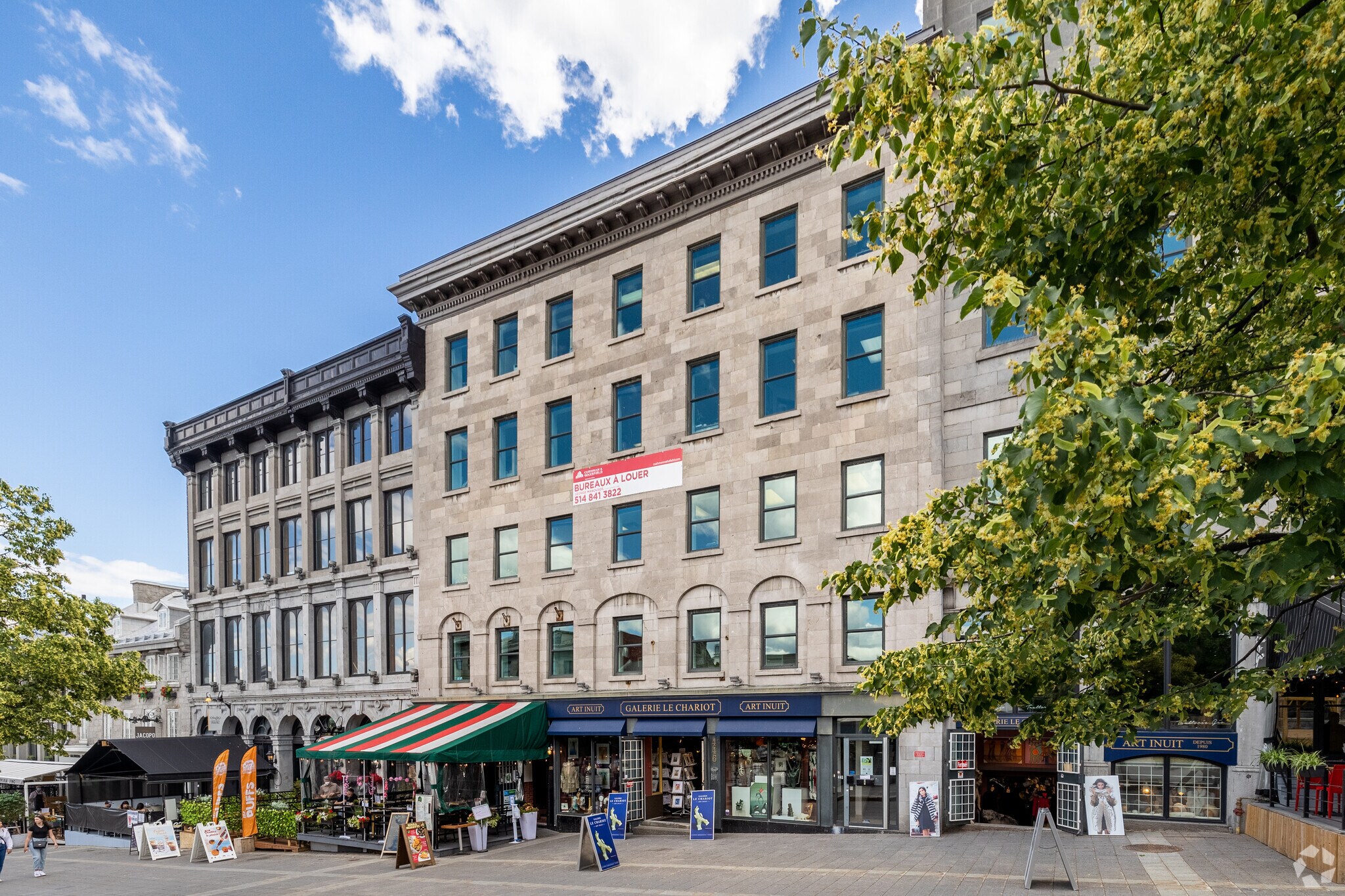 444-454 Pl Jacques-Cartier, Montréal, QC à vendre Photo principale- Image 1 de 1