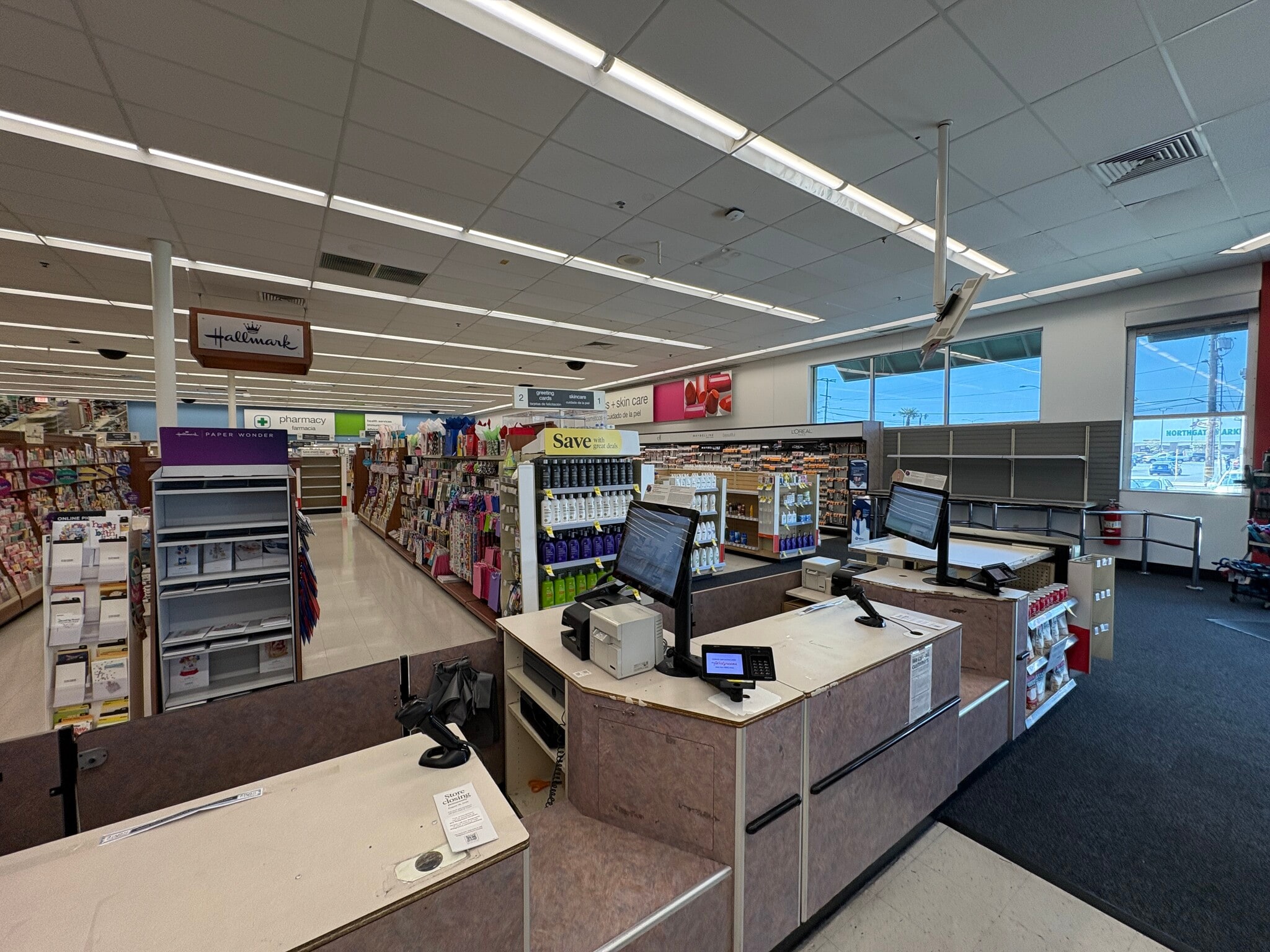 14250 Prairie Ave, Hawthorne, CA for sale Interior Photo- Image 1 of 12