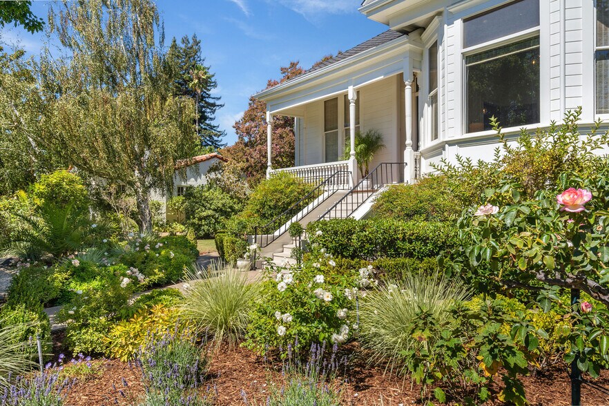 2230 1st St, Napa, CA à vendre - Photo du bâtiment - Image 2 de 8
