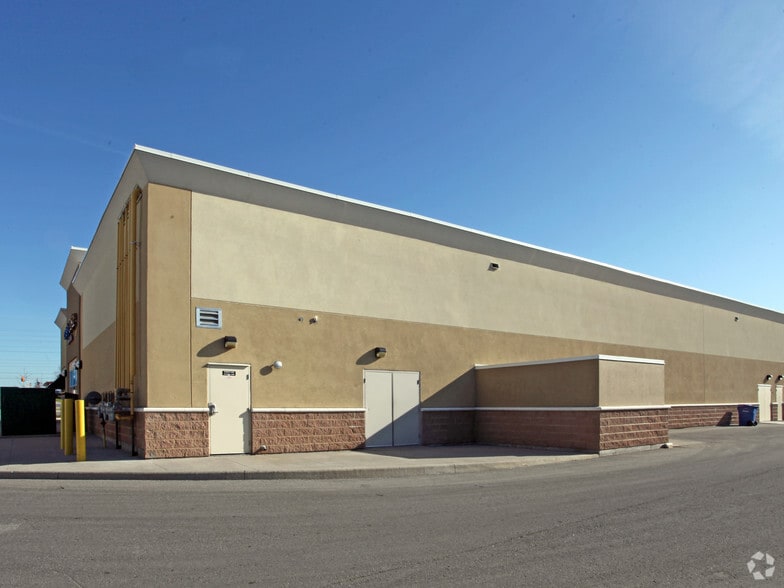 991 Taunton Rd E, Oshawa, ON for lease - Building Photo - Image 2 of 8