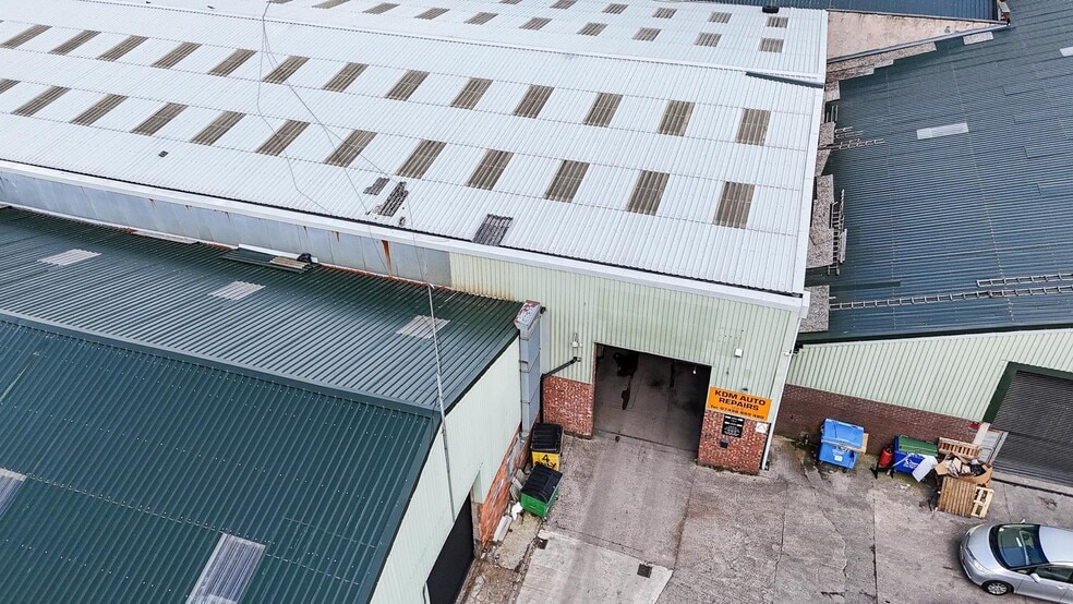 Lowercroft Rd, Bury for lease - Building Photo - Image 3 of 9