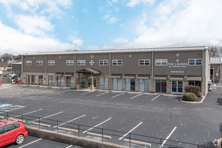 4922 Port Royal Rd, Spring Hill, TN à vendre - Photo du bâtiment - Image 2 de 4