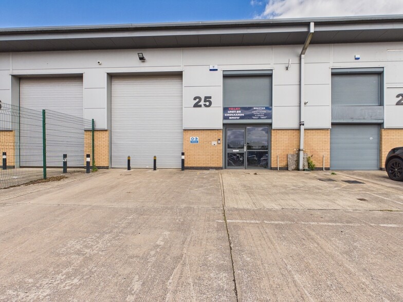 Makerfield Way, Wigan à louer - Photo du bâtiment - Image 2 de 3