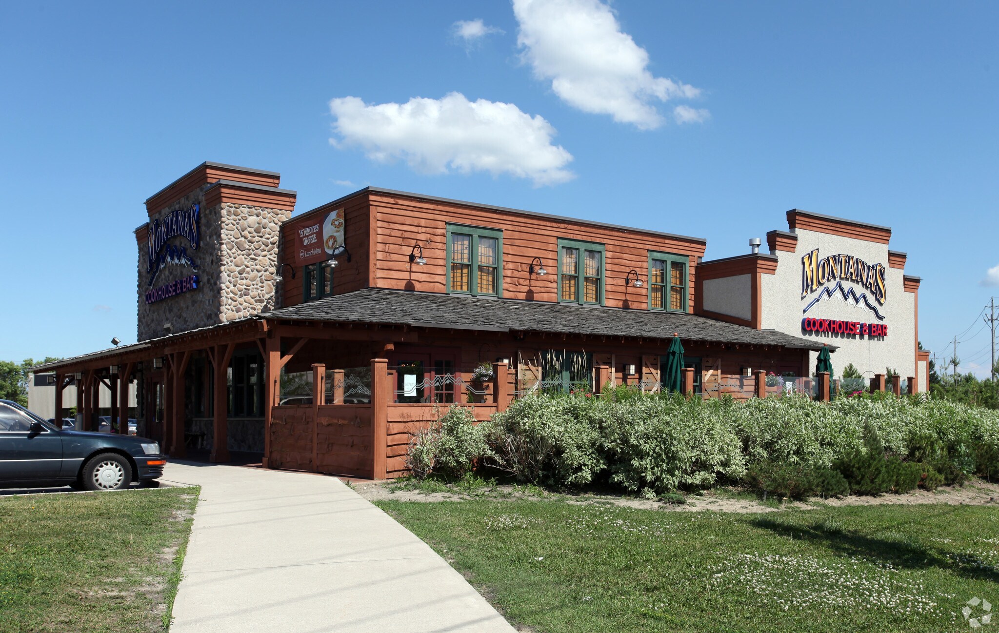 15 Skyway Ave, Toronto, ON for sale Primary Photo- Image 1 of 2