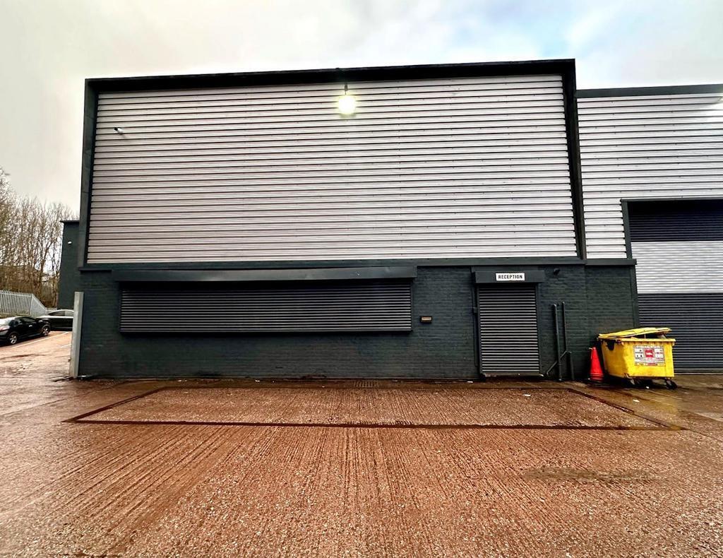 Moor St, Brierley Hill à vendre Photo du bâtiment- Image 1 de 1