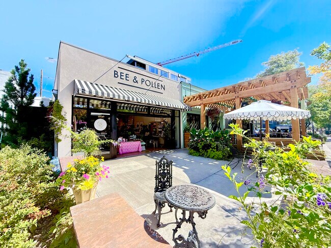 More details for 248-250 Detroit St, Denver, CO - Retail for Sale