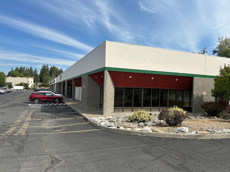 2128 N Pines Rd, Spokane, WA for lease - Building Photo - Image 1 of 1