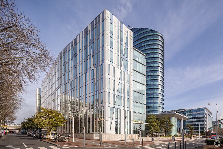 86 Rue Henri Farman, Issy-les-Moulineaux à louer - Photo du bâtiment - Image 3 de 3