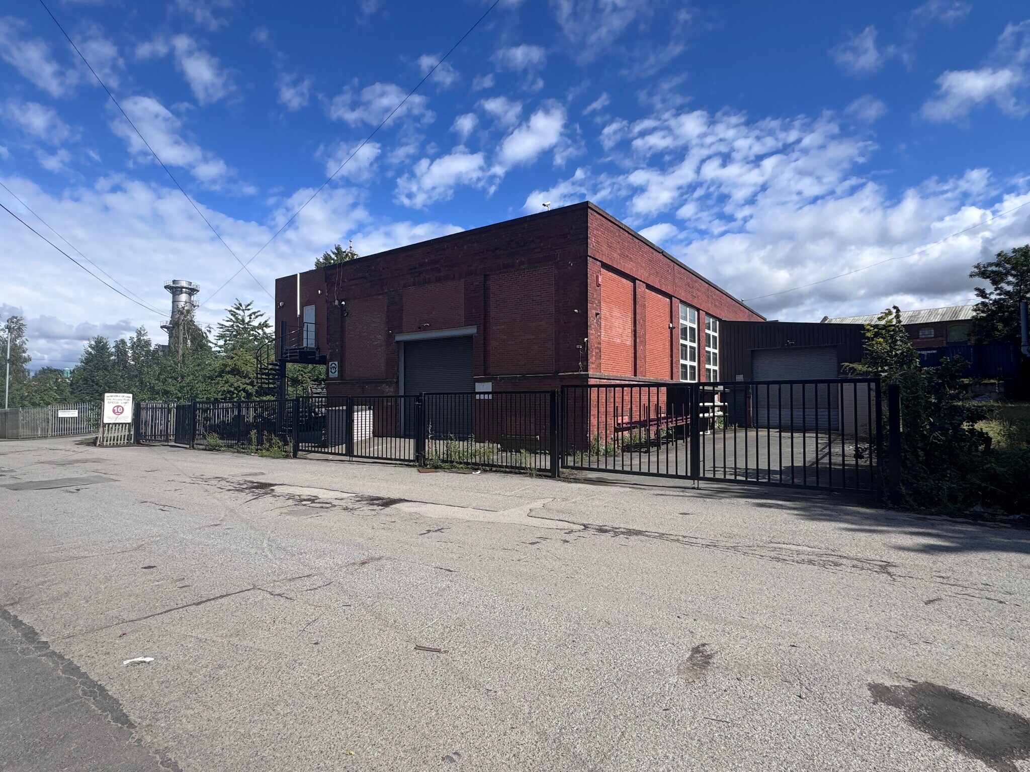 Calder Rd, Dewsbury à vendre Photo principale- Image 1 de 1