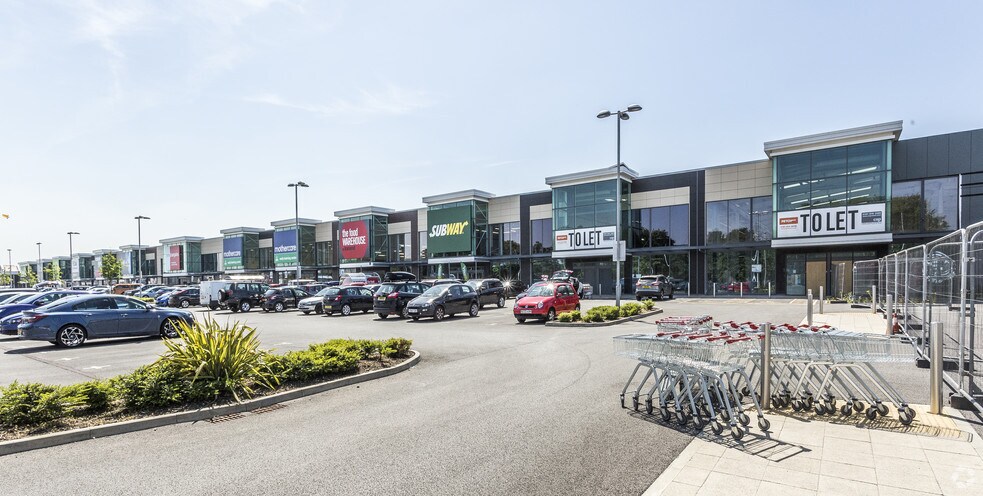 Junction 9 Retail Park, Warrington à louer - Photo du bâtiment - Image 1 de 4