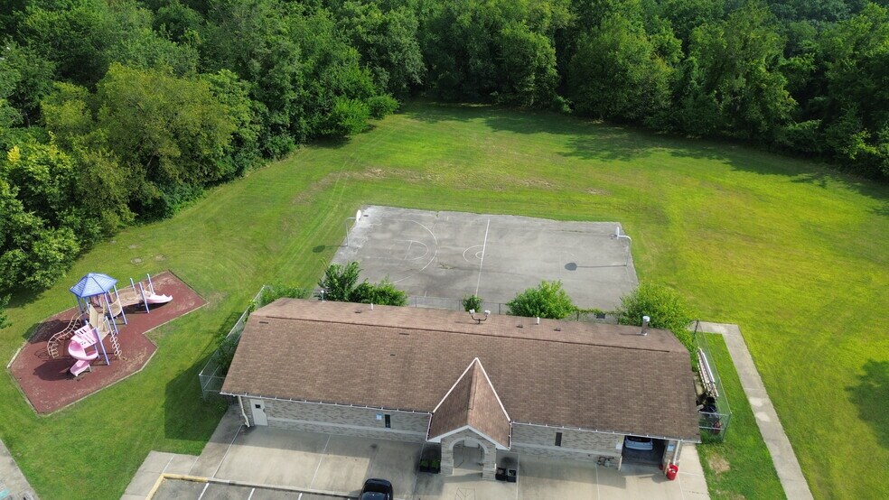 60 Project Rd, Aliquippa, PA à vendre - Photo du bâtiment - Image 3 de 12