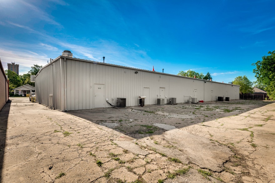 1803-1813 N Elm St, Denton, TX for sale - Other - Image 3 of 12