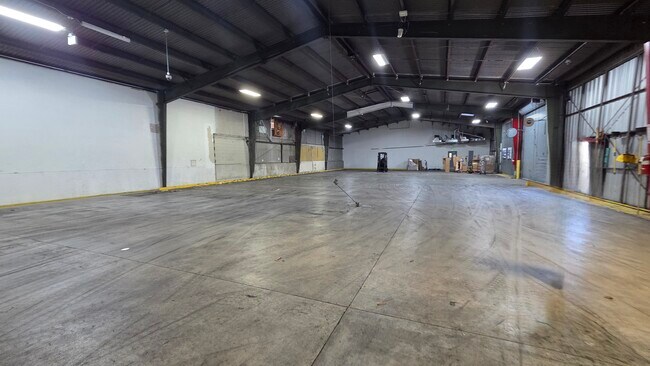 More details for 13109 Budlong Ave, Gardena, CA - Industrial for Lease