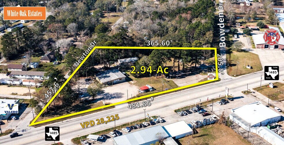 22271 Newton Dr, New Caney, TX à vendre - Photo du bâtiment - Image 2 de 25