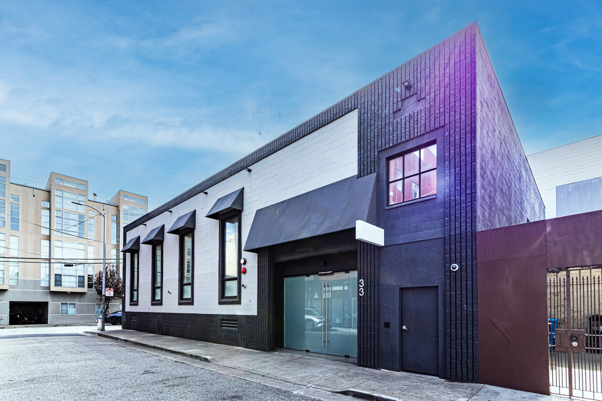 33 Falmouth St, San Francisco, CA à louer Photo du bâtiment- Image 1 de 4
