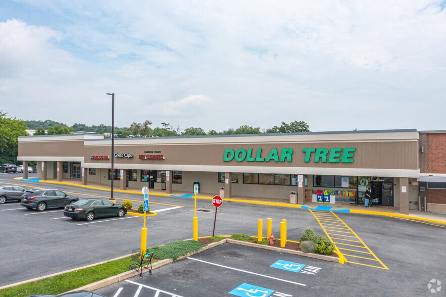 4801-4811 Edgemont Ave, Brookhaven, PA for lease - Building Photo - Image 2 of 4