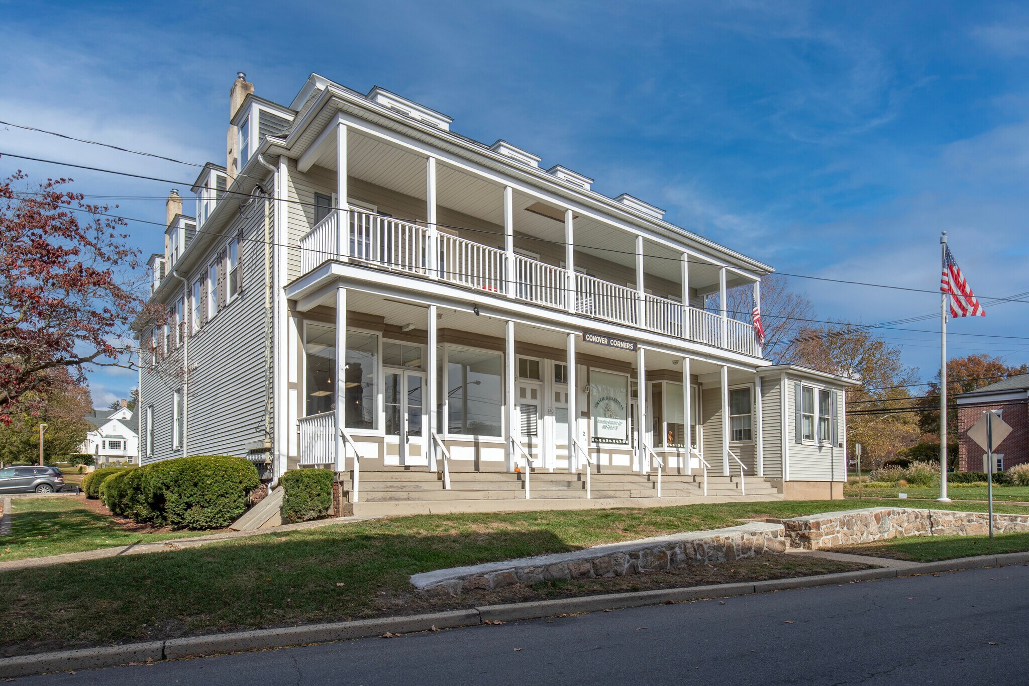 210 Main St, Gladstone, NJ for lease Primary Photo- Image 1 of 7