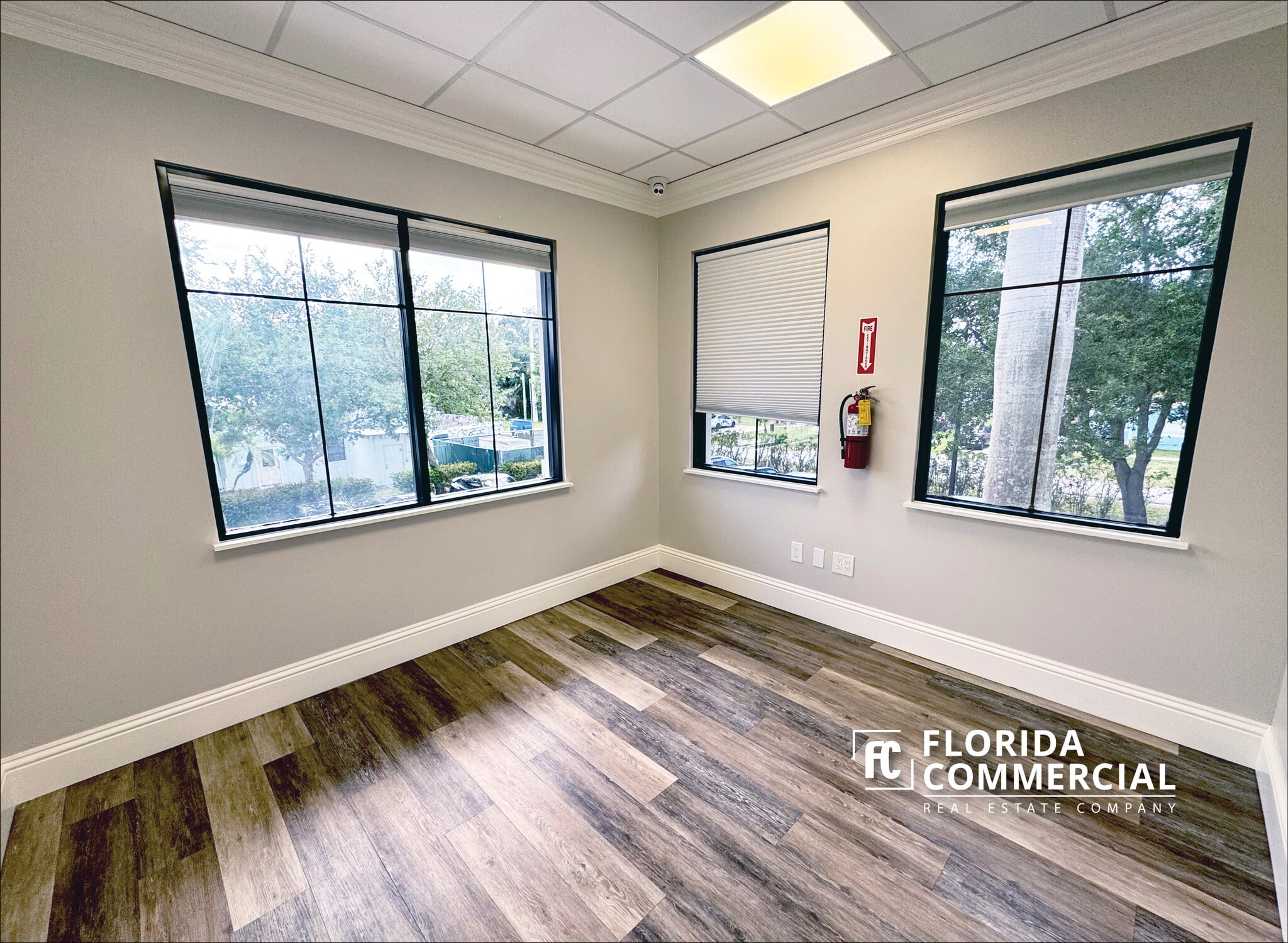 2300 SE Monterey Rd, Stuart, FL for lease Interior Photo- Image 1 of 1