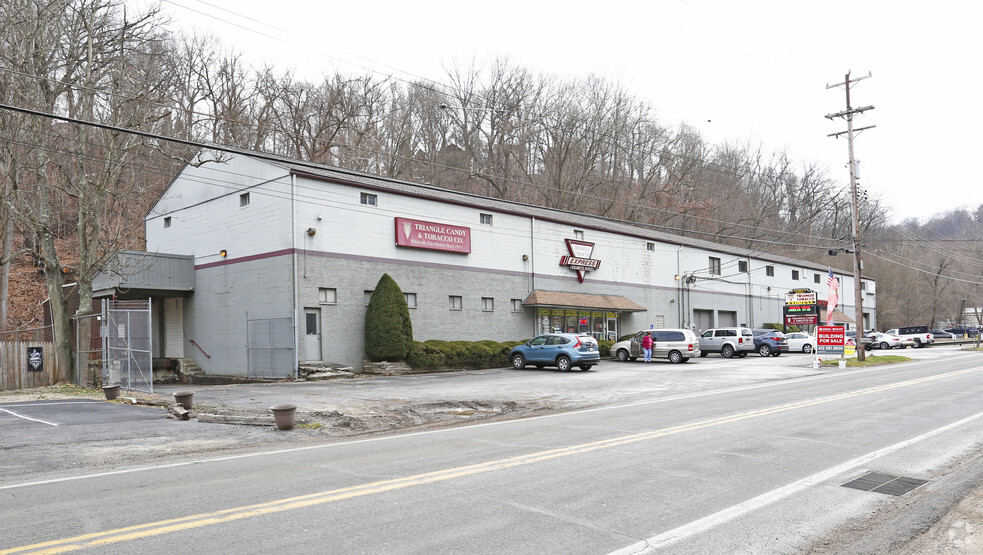 145-149 Sandy Creek Rd, Verona, PA for lease - Primary Photo - Image 1 of 11