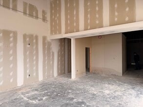 1380 Texas Pky, Stafford, TX for lease Interior Photo- Image 2 of 7