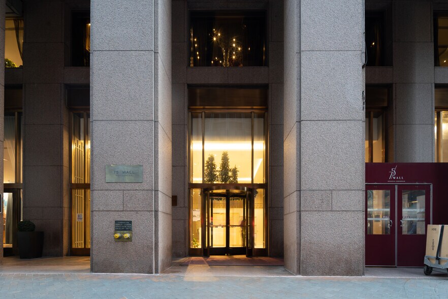 75 Wall St, New York, NY à vendre - Photo du bâtiment - Image 3 de 12