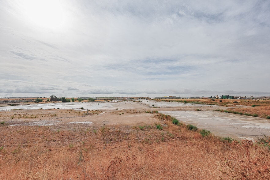 Lugar I-9, Torija, Guadalajara for lease - Building Photo - Image 2 of 5