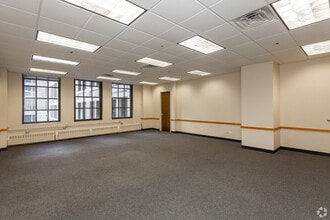 17 N State St, Chicago, IL for lease Interior Photo- Image 2 of 2