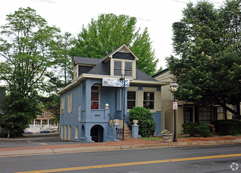 10376 Main St, Fairfax, VA for lease - Building Photo - Image 3 of 3