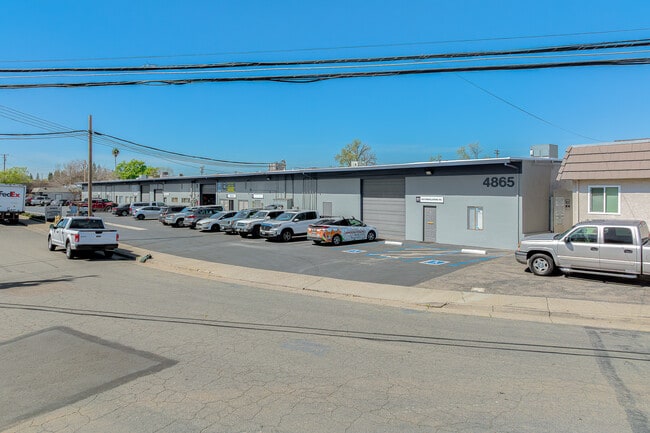Plus de détails pour 4865 Pasadena Ave, Sacramento, CA - Local d'activités, Industriel à louer