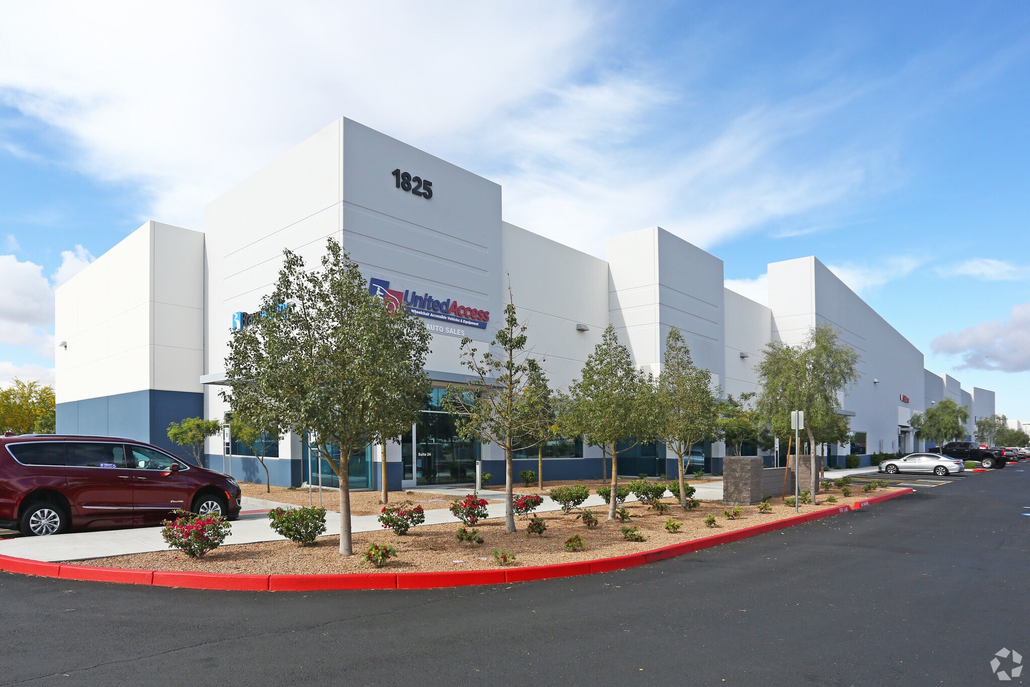 1825 E Germann Rd, Chandler, AZ for lease Primary Photo- Image 1 of 4