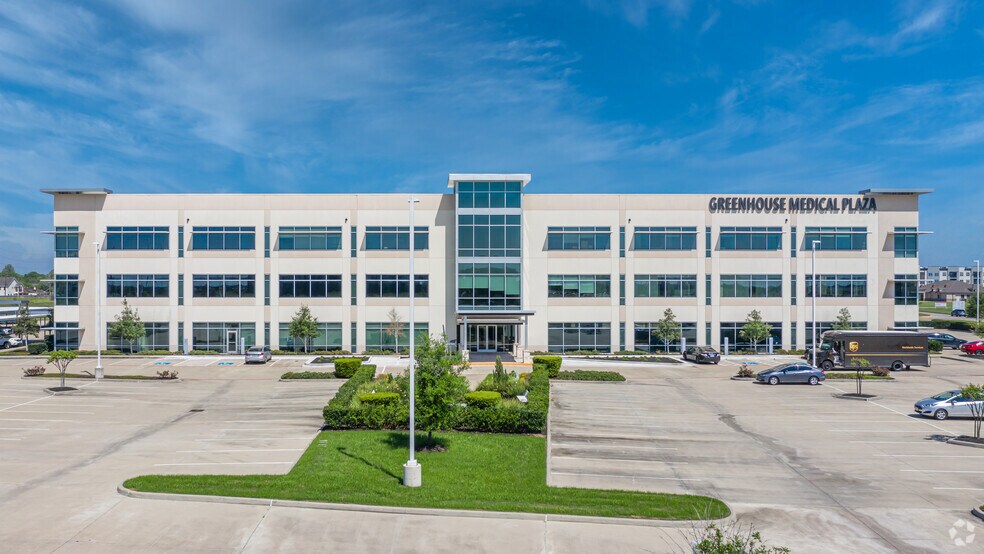 2051 S Greenhouse Rd, Houston, TX à louer - Photo du bâtiment - Image 2 de 13