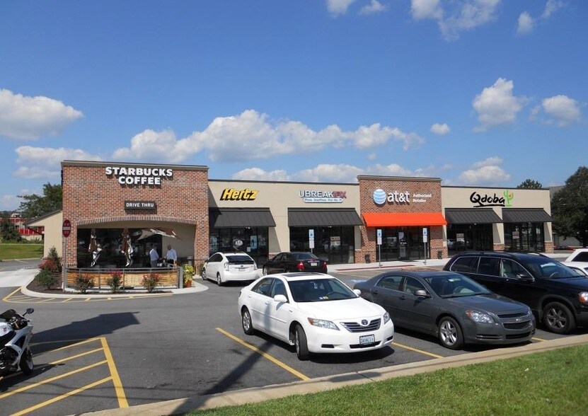 303 Arsenal Rd, York, PA à louer - Photo principale - Image 1 de 3