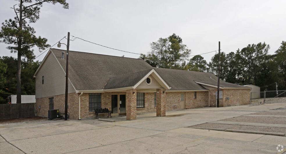 894 Robert Blvd, Slidell, LA for sale - Primary Photo - Image 1 of 1