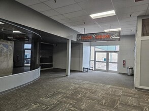 2123 6th Ave SE, Aberdeen, SD à louer Photo intérieure- Image 2 de 6