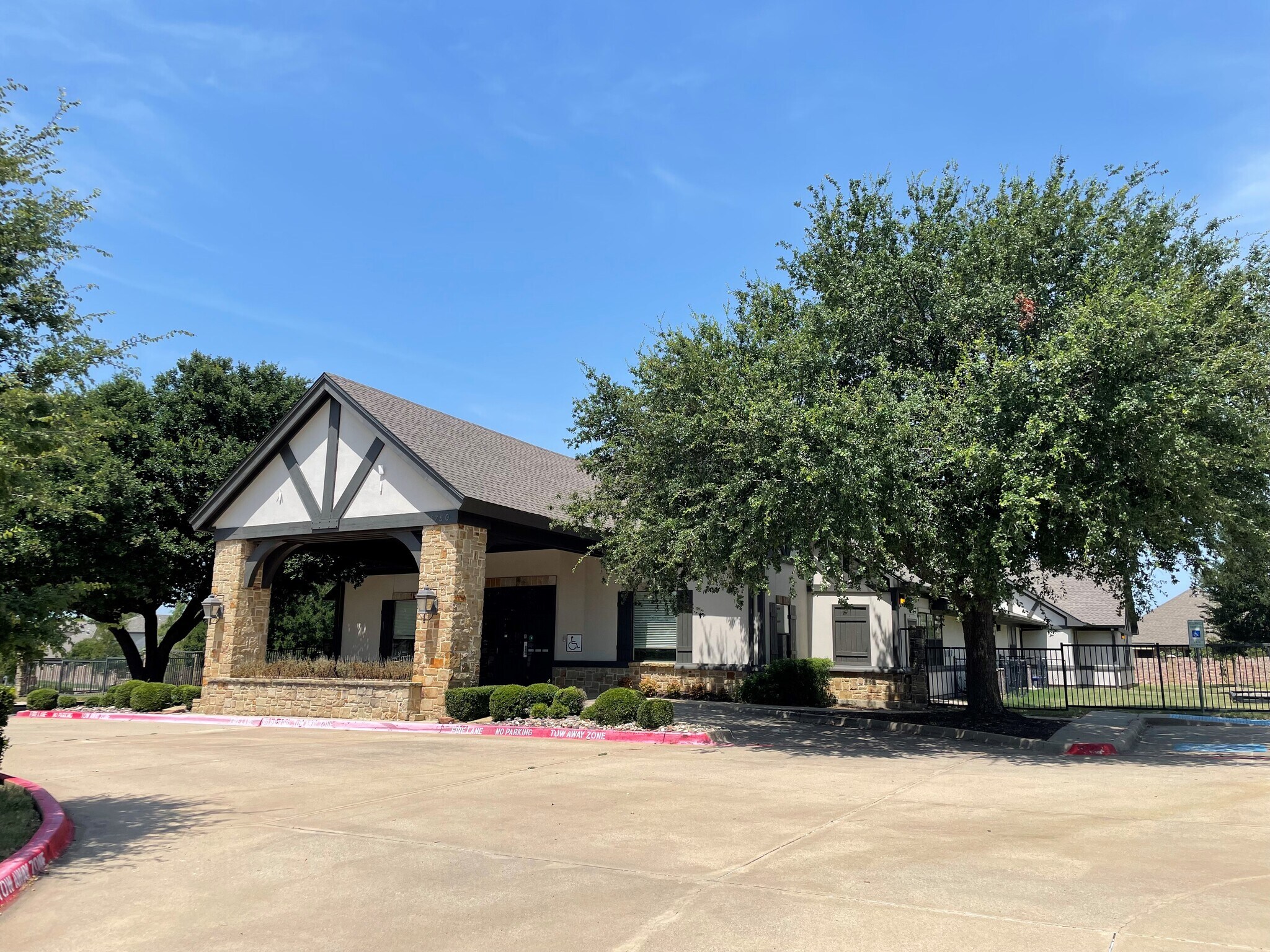 1750 Rufe Snow Dr, Keller, TX for sale Building Photo- Image 1 of 10