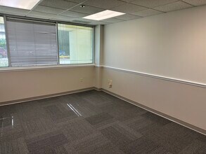 498 Palm Springs Dr, Altamonte Springs, FL for lease Interior Photo- Image 2 of 3