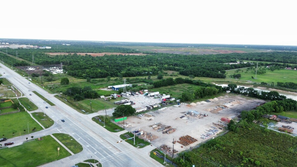 7010 McHard Rd, Houston, TX à vendre - Photo du bâtiment - Image 3 de 7