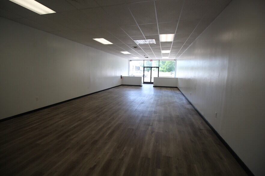 5401-5425 Neshaminy Blvd, Bensalem, PA à louer - Photo du bâtiment - Image 2 de 30