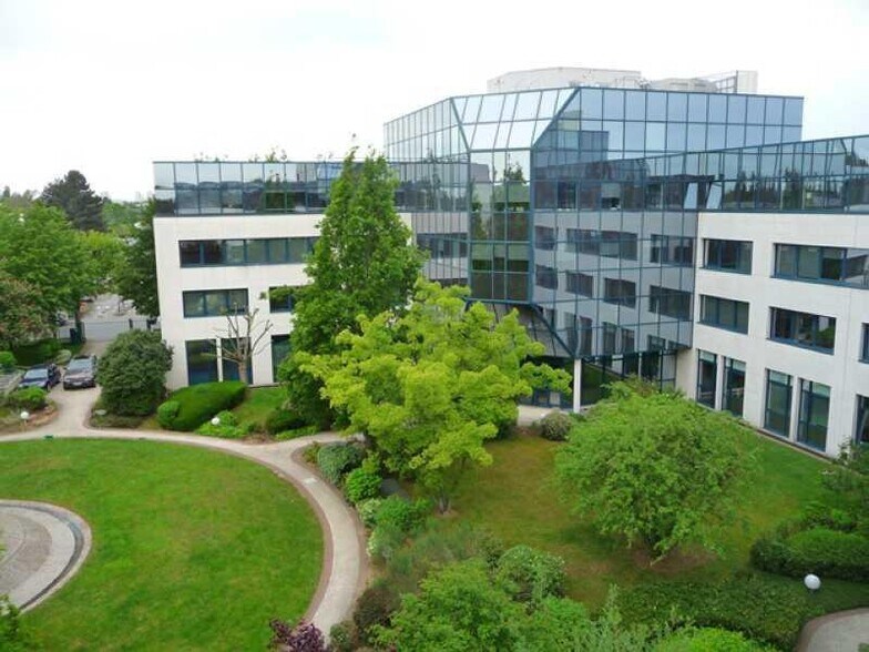 1 Avenue De L 'Atlantique, Les Ulis for lease - Building Photo - Image 1 of 17