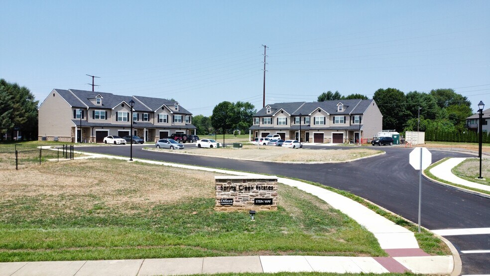 6645 Stein Way, Macungie, PA à vendre - Photo du bâtiment - Image 2 de 38