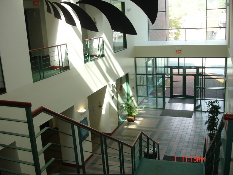 1 Park Pl, Peekskill, NY à louer - Photo intérieure - Image 2 de 2