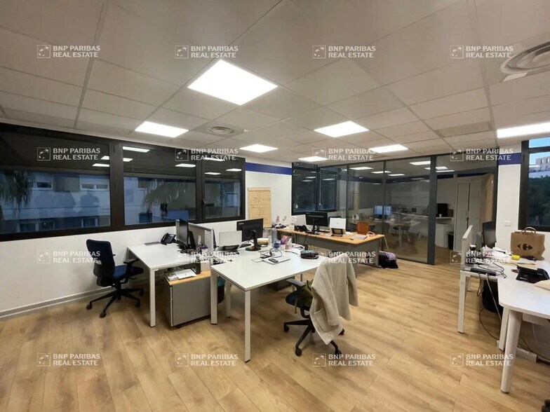 Office in Montpellier for sale - Building Photo - Image 3 of 13