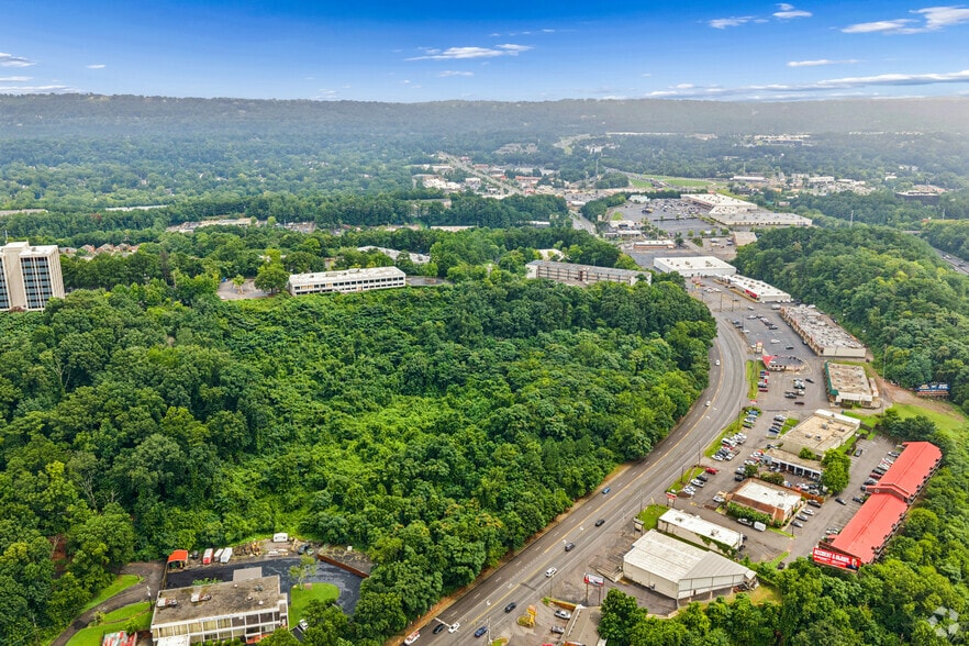 2451 Green Springs Hwy, Birmingham, AL for sale - Aerial - Image 3 of 13