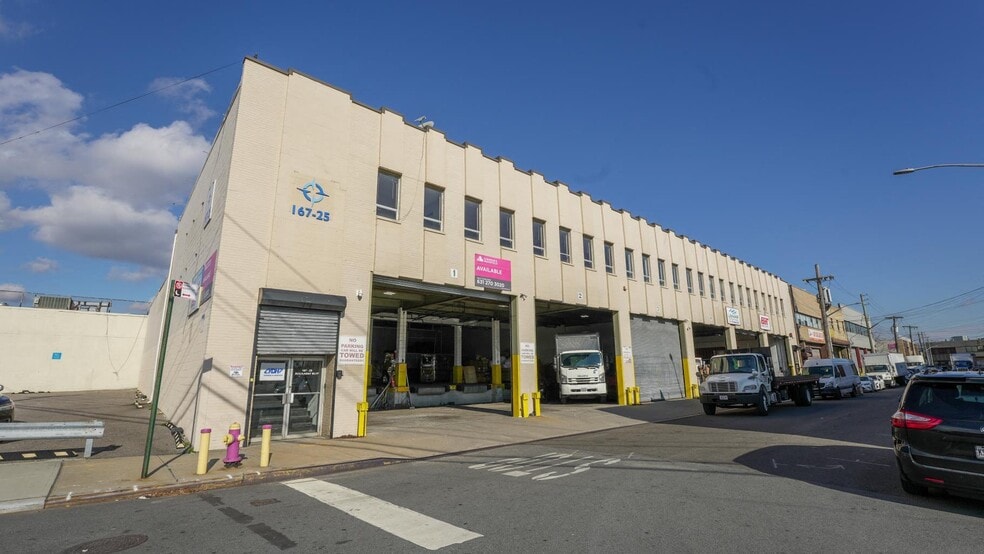 167-25 Rockaway Blvd, Jamaica, NY à louer - Photo du bâtiment - Image 1 de 3