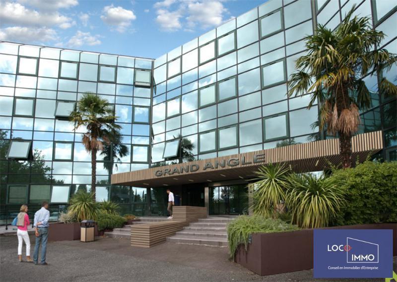 Office in Bordeaux for lease Building Photo- Image 1 of 4