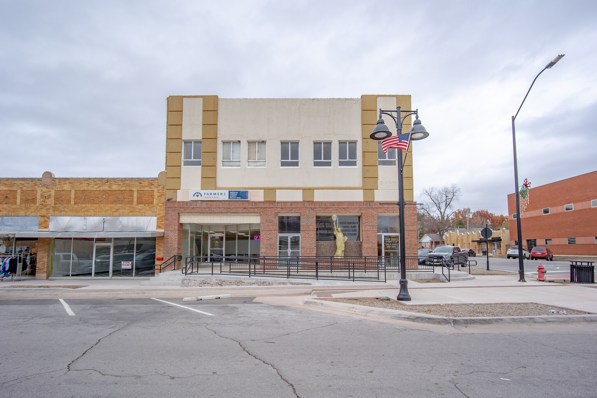 201-203 W Main St, Purcell, OK à vendre Photo du bâtiment- Image 1 de 62